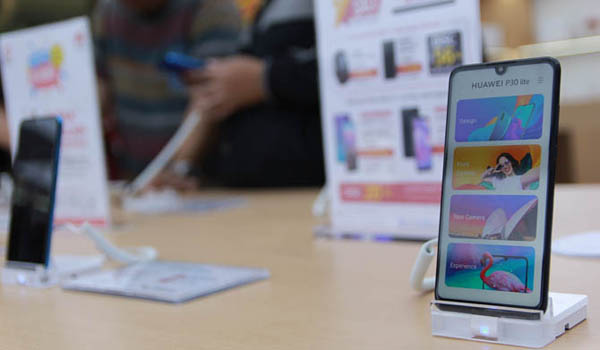 Harga Huawei P30